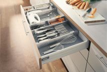 blum_box0639_3-custom